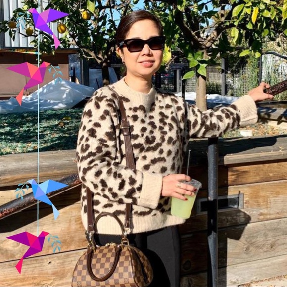 ❤️Proud to be Poshmark Ambassador - Picture 3 of 4